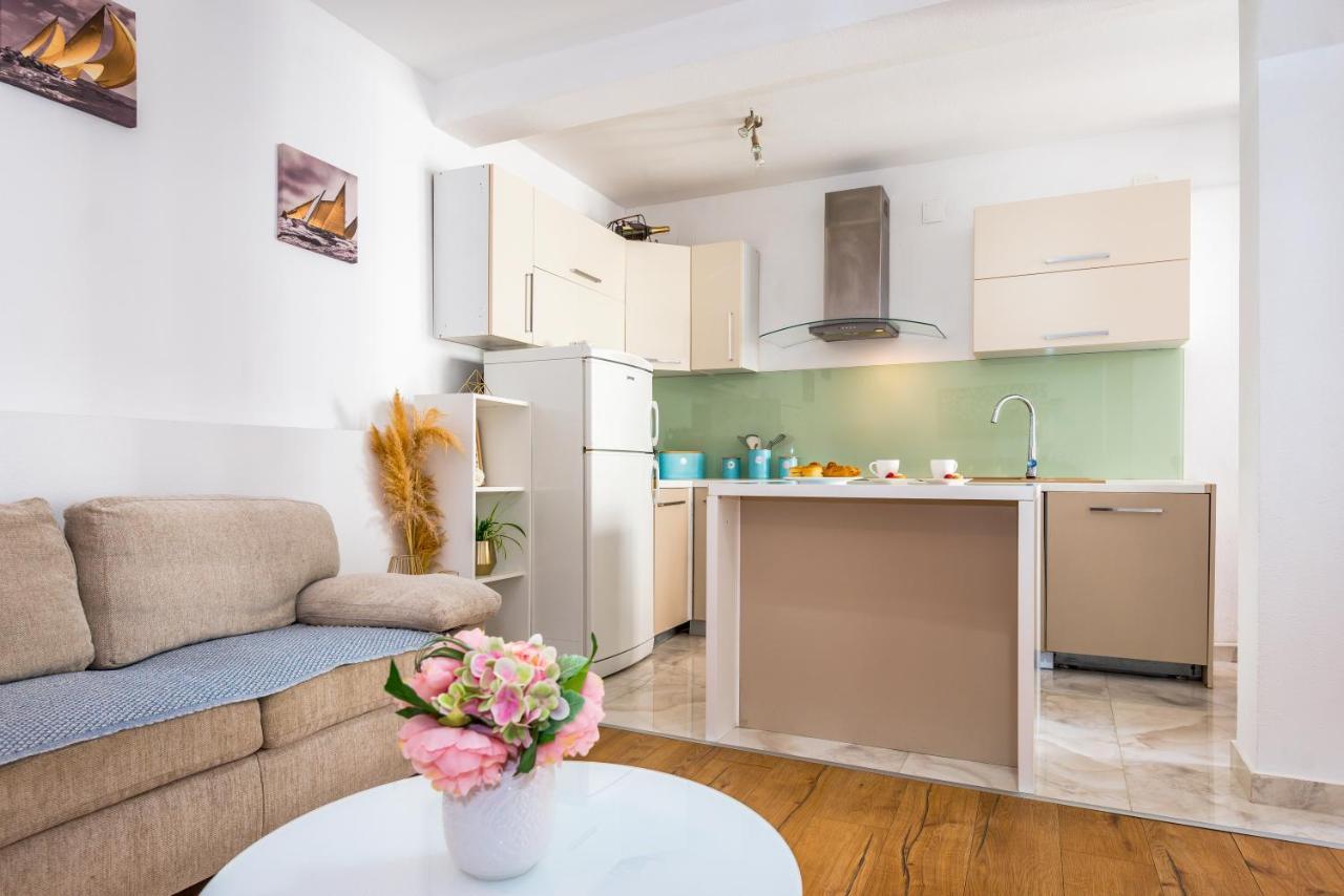 Nautica Free Parking Apartment Sibenik Exterior photo